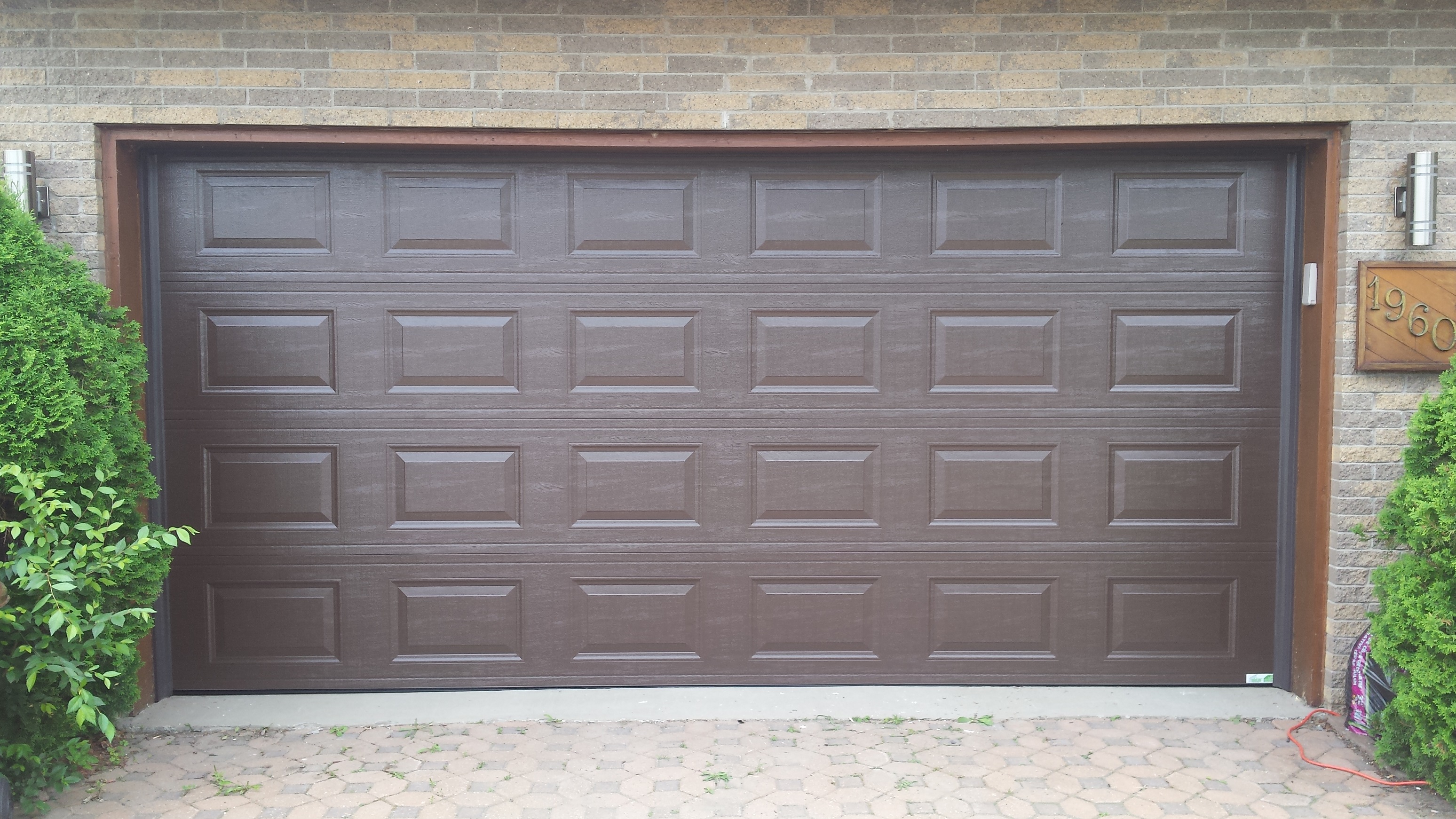 5 Signs that it’s Time to Replace Your Old Garage Door - Garage Solutions